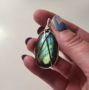 Hand crafted wire wrapped labradorite pendant